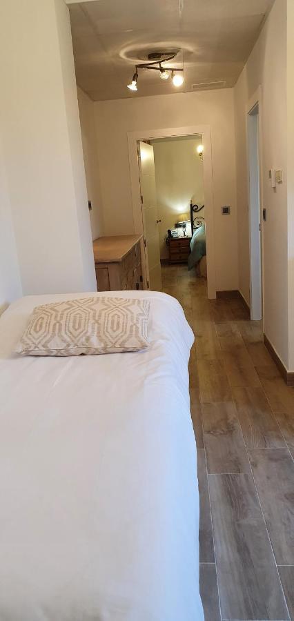 Artmonia Hotel Castalla Bagian luar foto