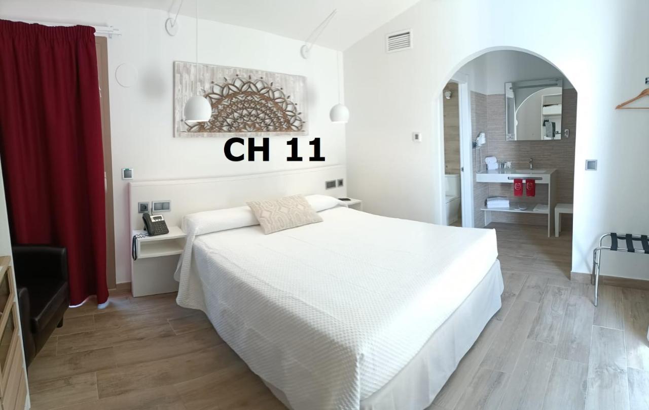 Artmonia Hotel Castalla Bagian luar foto